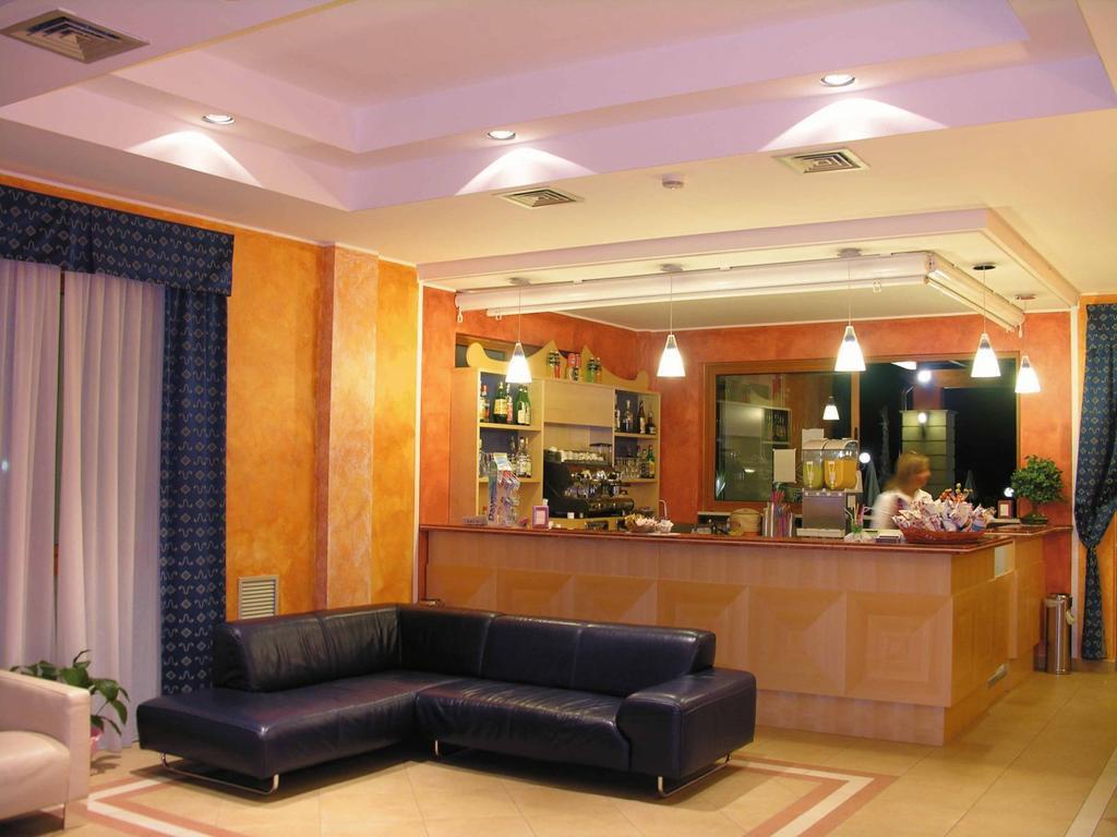 Centro Turistico Akiris Hotel โนวา ซิริ มาริน่า ภายนอก รูปภาพ